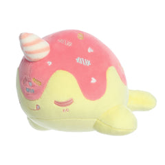 Aurora® - Tasty Peach® - Chicle Nomwhal de 7"