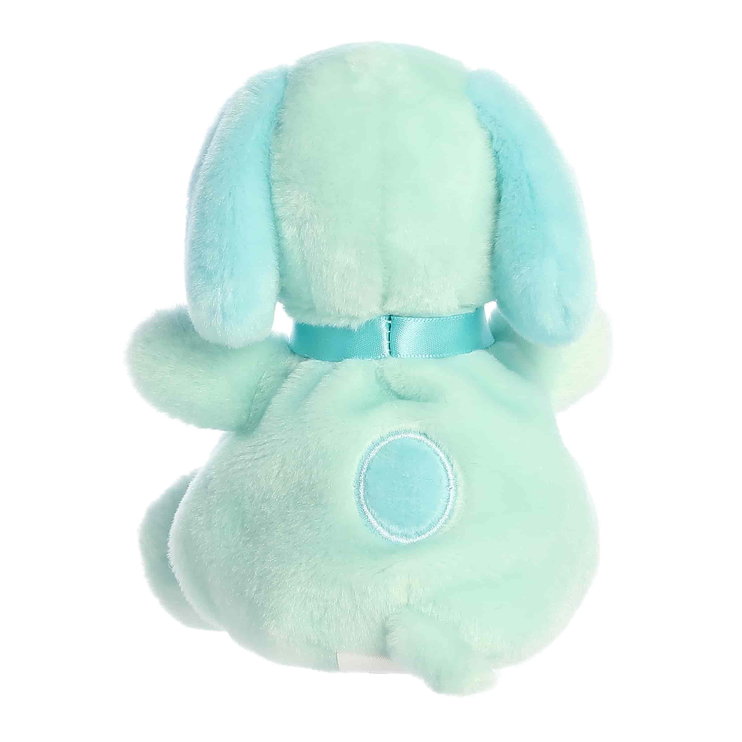Aurora® - Peanuts® - Palm Pals™ - 5" Spring Snoopy™