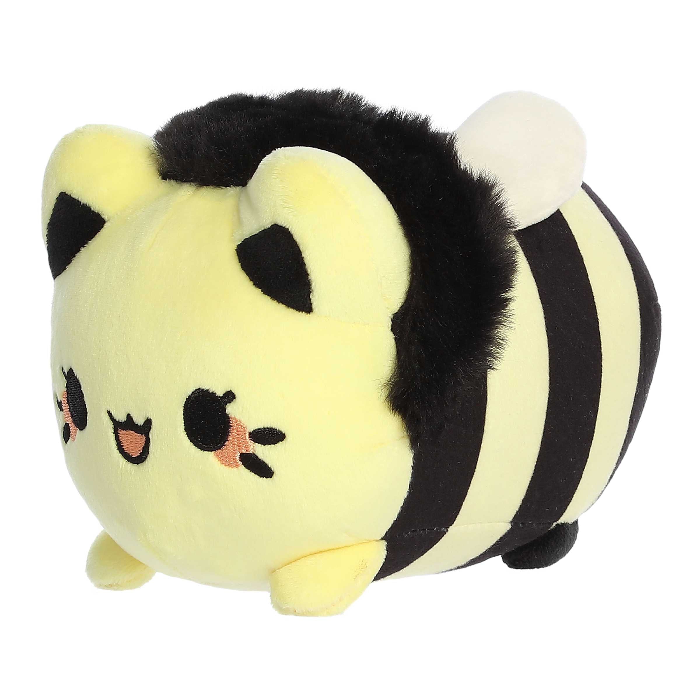 Aurora® - Tasty Peach® - 7" Honeybee Meowchi